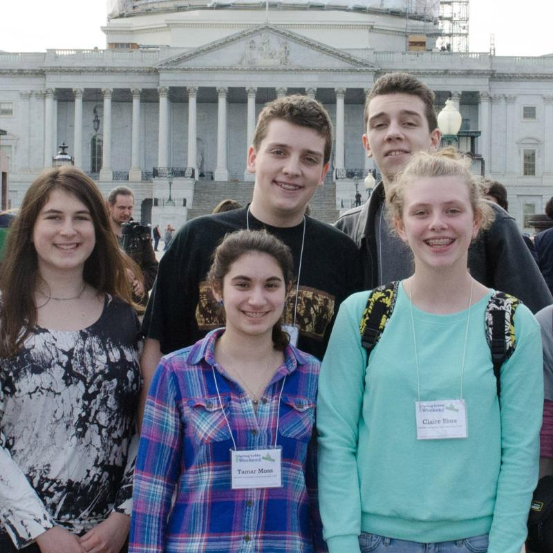 middle school students in front of U.S. Capitol